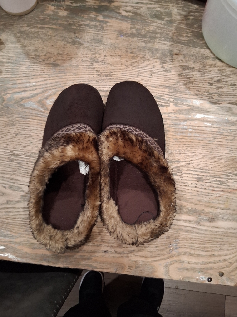 Faux Fur Lined Brown Slip-On Slippers